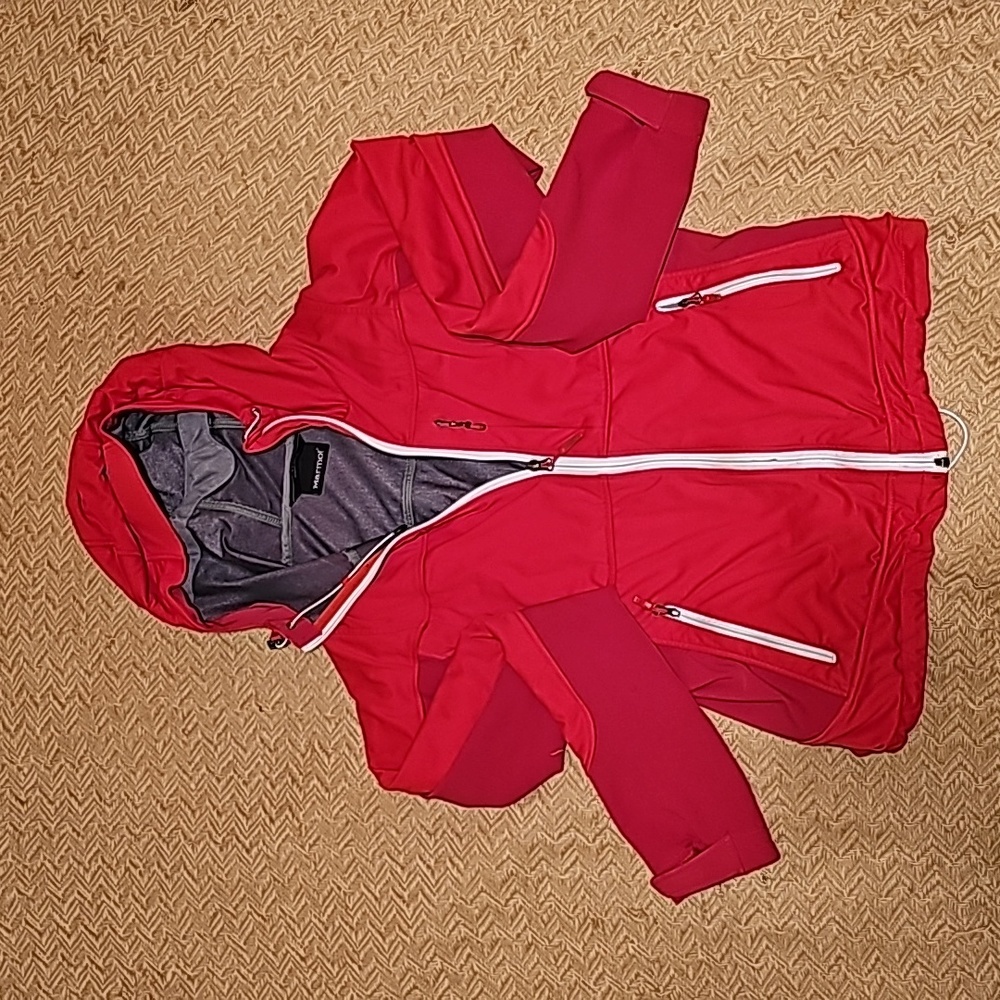 Marmot Woman's Medium Red Wind stopper /Light Jacket